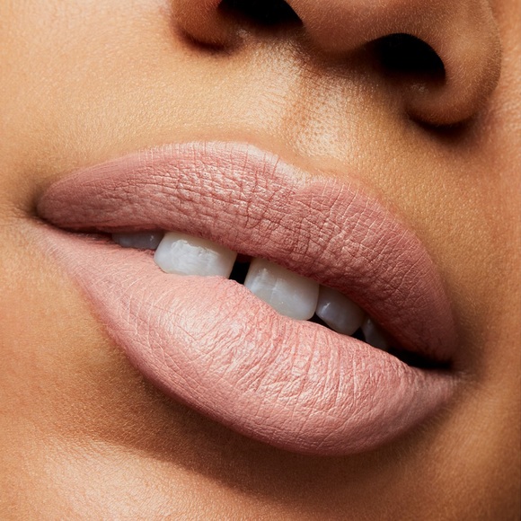 2 MAC Lipsticks Myth - Picture 14 of 16